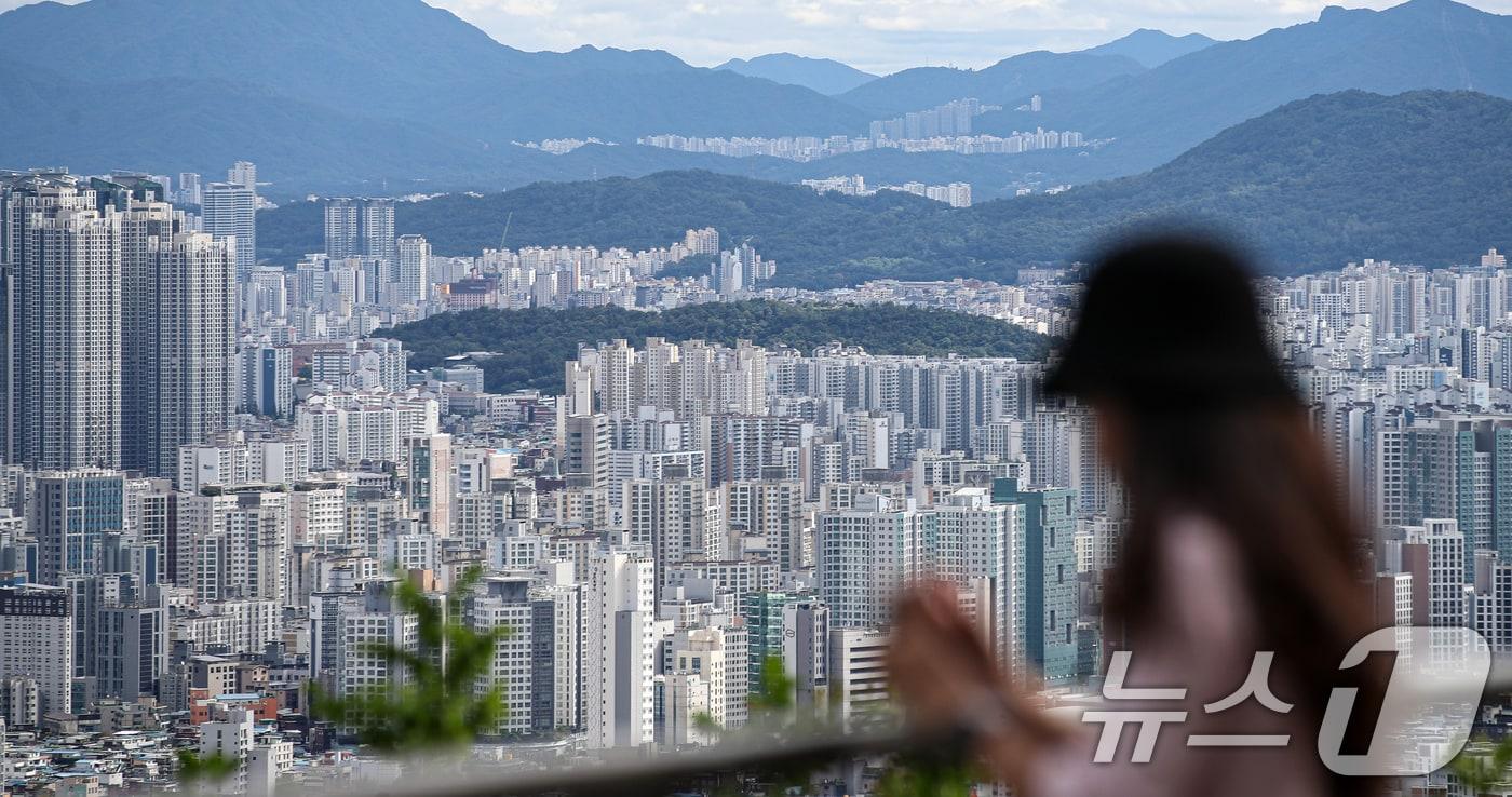  서울 남산에서 바라본 아파트 단지 모습. 2024.9.22/뉴스1 ⓒ News1 이승배 기자