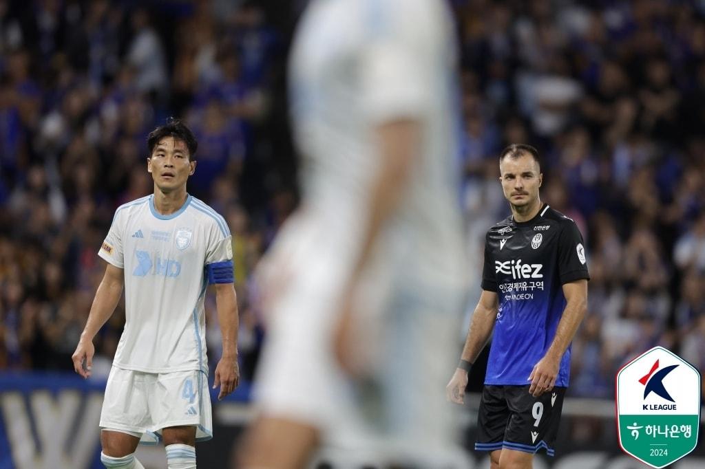 울산 HD와 인천 유나이티드가 답답한 공격 끝에 0-0으로 비겼다. &#40;한국프로축구연맹 제공&#41;