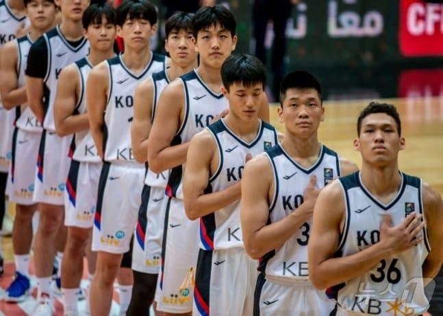  한국 U-18 농구 대표팀. &#40;FIBA 제공&#41;