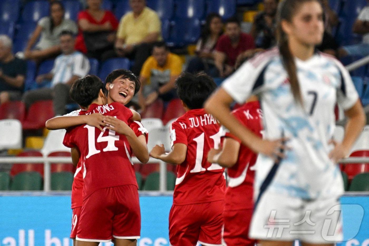 북한 여자 20세 이하 축구대표팀이 6일&#40;한국시간&#41; 열린 2024 FIFA U20 월드컵 F조 조별리그 2차전에서 코스타리카를 9-0으로 대파했다. ⓒ AFP=뉴스1