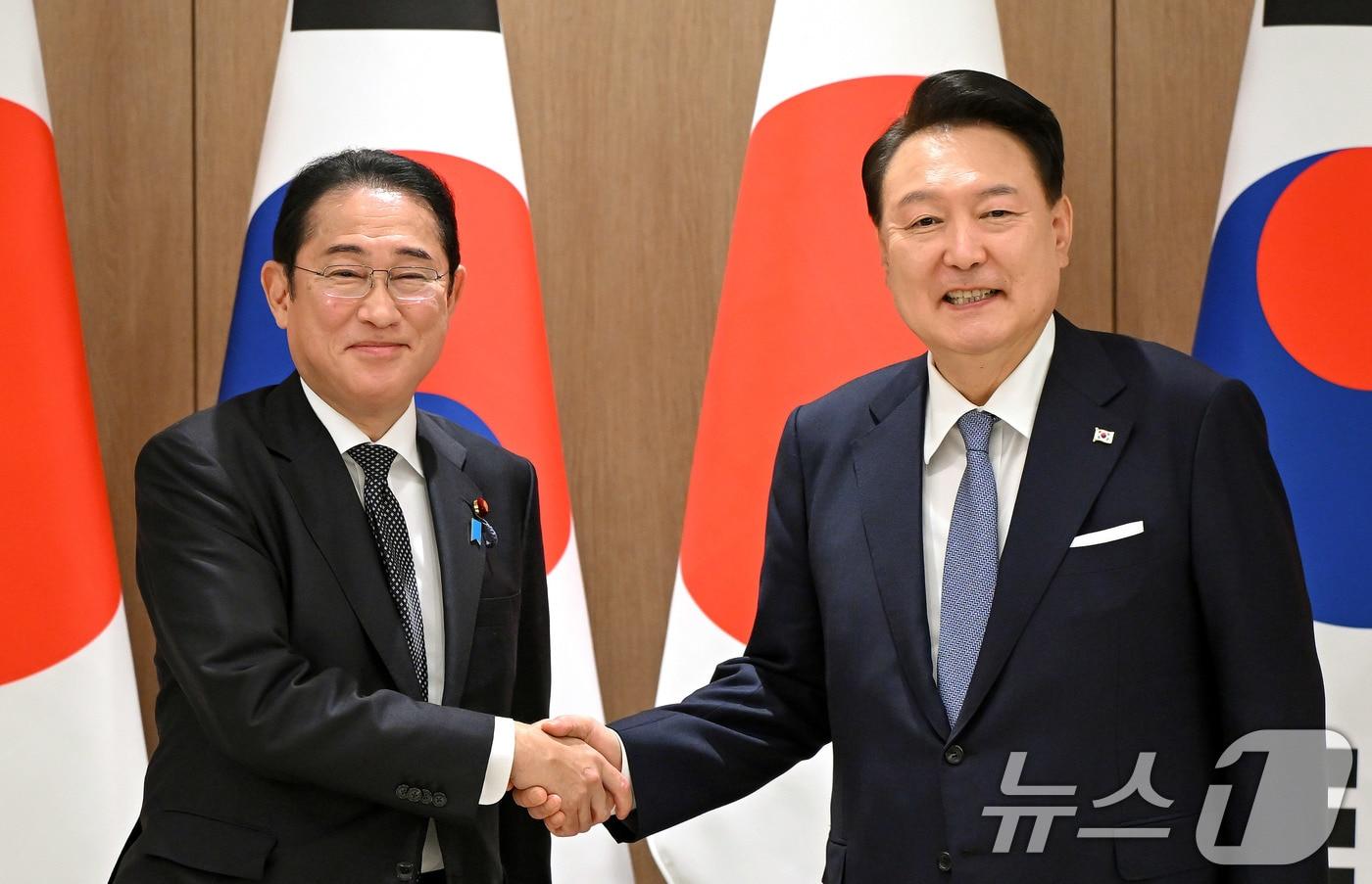 윤석열 대통령이 6일 용산 대통령실에서 기시다 후미오 일본 총리와 한·일 정상회담에 앞서 기념촬영을 하고 있다. &#40;대통령실 제공&#41; 2024.9.6/뉴스1 ⓒ News1 박지혜 기자