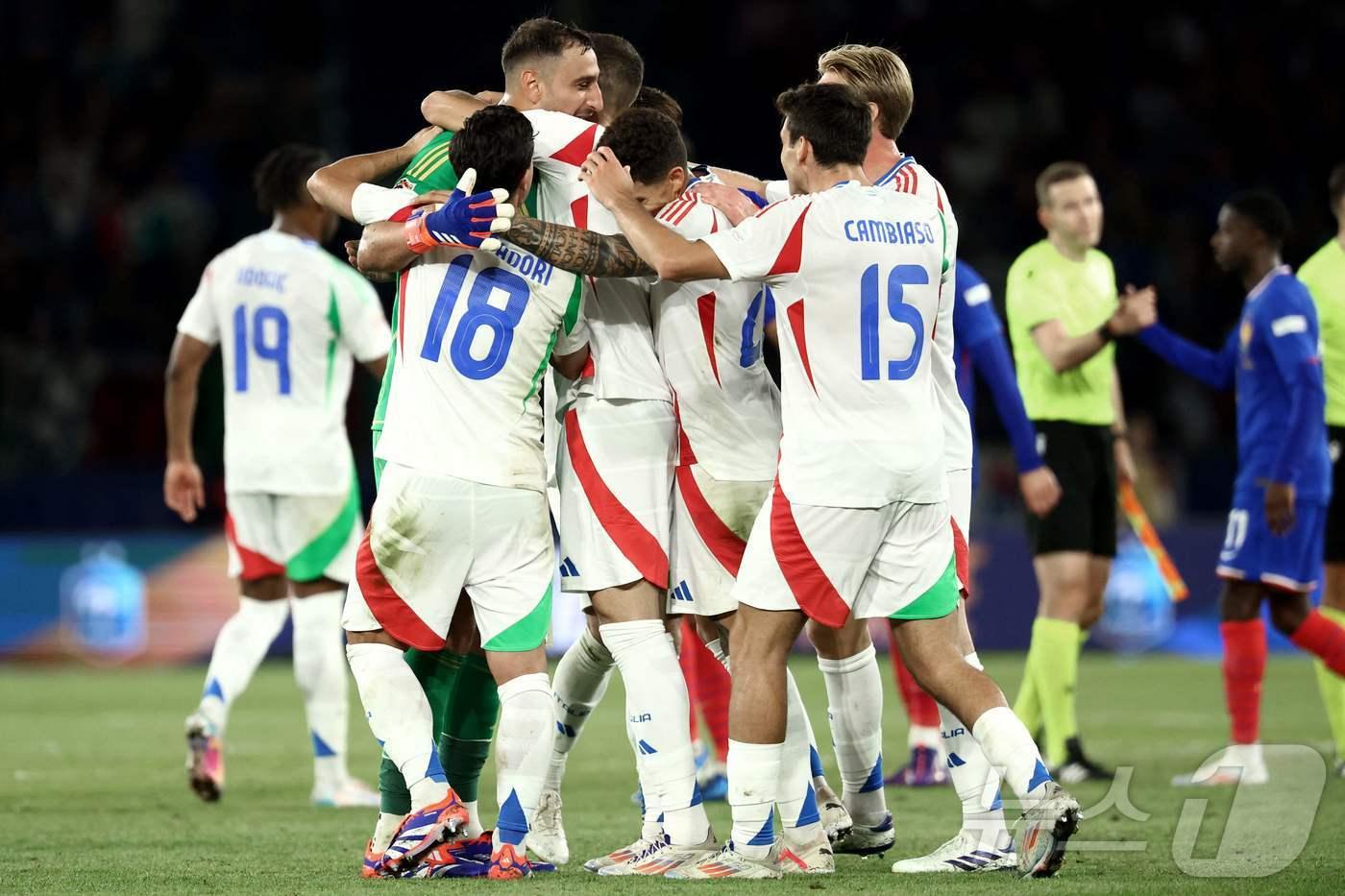 이탈리아가 7일&#40;한국시간&#41; 열린 2024-25 UEFA 네이션스리그 리그A 2조 1차전에서 프랑스를 3-1로 이겼다. ⓒ AFP=뉴스1