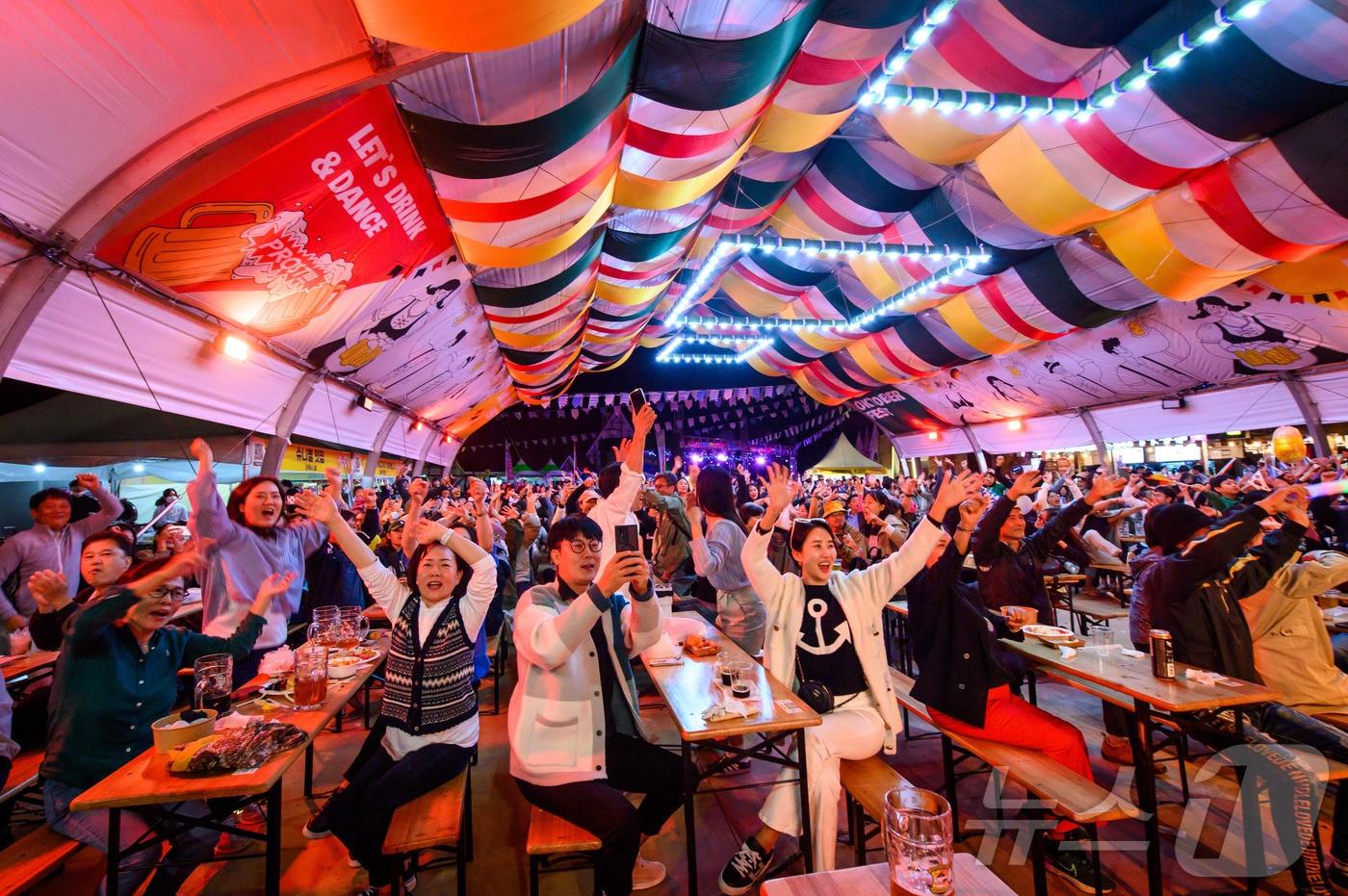 남해독일마을 맥주축제.&#40;남해군 제공&#41;