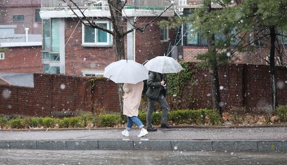 [오늘의 날씨] 충북·세종(18일, 월)…아침 영하 5도 추위