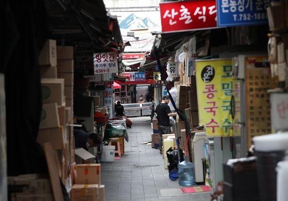 "추석 덕에 버텼는데"…이달 전통시장 경기전망 '먹구름'