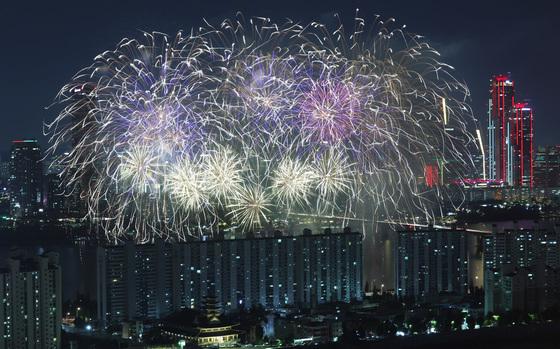 '불꽃축제' 오늘 한강에 100만명 몰린다…"'이곳' 피하세요"