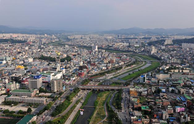 청주시 주택공급 80% 외곽 집중…원도심 재생 '밑빠진 독 물 붓기'