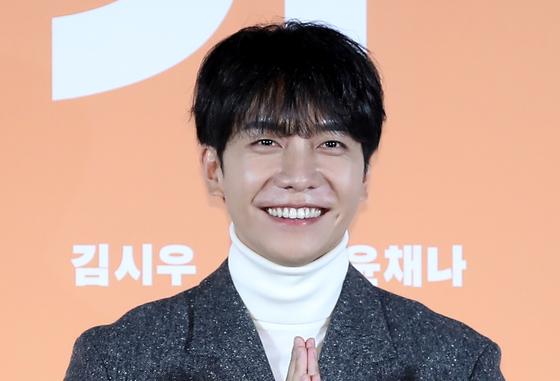 '대가족' 이승기 "삭발 어렵지 않아…박수영과 매일 아침 밀어"