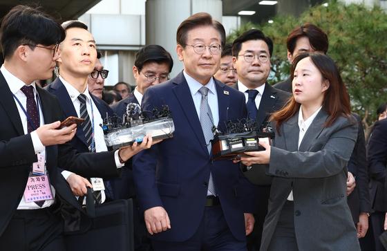 국힘 '이재명 공세 강화' 민주 '총력 방어'…여야 정쟁 소용돌이