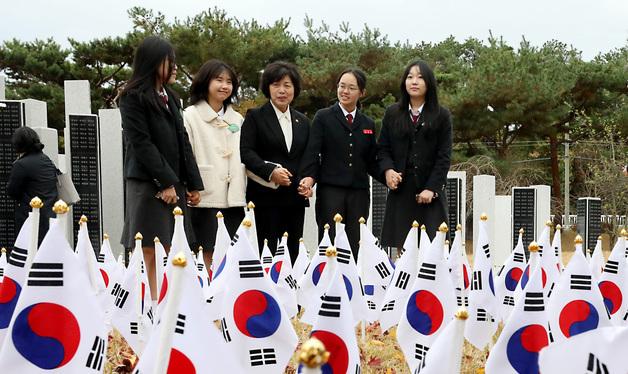 무후(無後) 독립유공자 뜻 되새기는 강정애 국가보훈부 장관