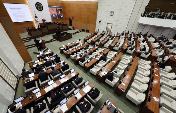 전세 사기 피해자 지원 강화…서울시의회 조례안 69건 통과