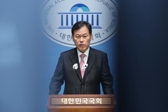 윤한홍 "명태균 회유·거래 없어…사이도 안 좋은데 어떻게"