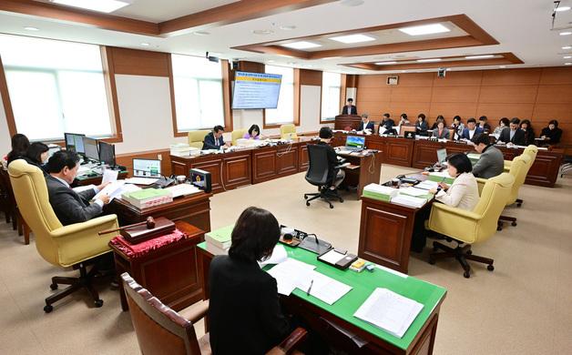 울산시 '아이 문화패스' 조례 상임위 통과…7~12세 연 10만원 지원