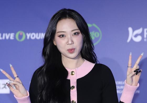 이영지 "괴물처럼 일할 것"…2관왕 등극 [2024 마마]