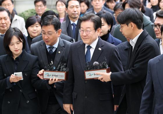  이재명 대표, '위증교사' 혐의 1심 무죄