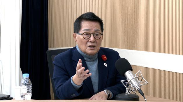 [인터뷰]박지원 "윤 담화, 내란수괴로 체포해야 한다는 걸 확인시켜줬다"