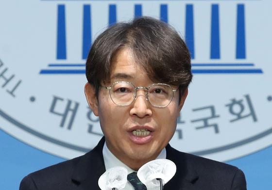 민주, 尹 탄핵 대리인단 발표…공동대표에 김이수·송두환·이광범