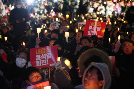 사직전공의·의대생, 14일 여의도 탄핵 집회에 '의료지원' 나선다