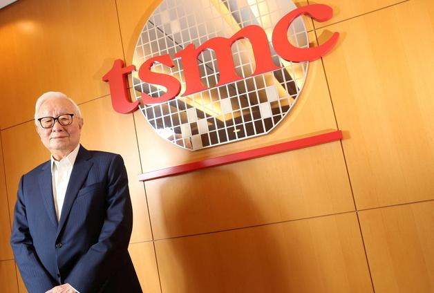 TSMC, 젠슨 황에게 CEO 제의했었다 “10분 만에 거절”