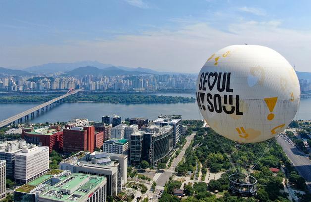 [뉴스1 PICK]여의도에 '서울달' 뜬다! 하늘에서 즐기는 서울의 아름다움