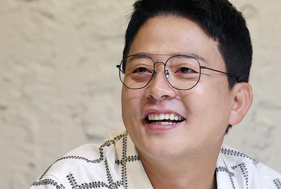 김준호 "'개버지'? 영원한 '까불이 광대'로 남고파" ①