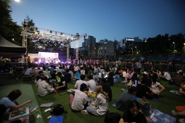 "가을 콧바람 어디서" 100개 먹거리·체험·음악 축제 '풍성'