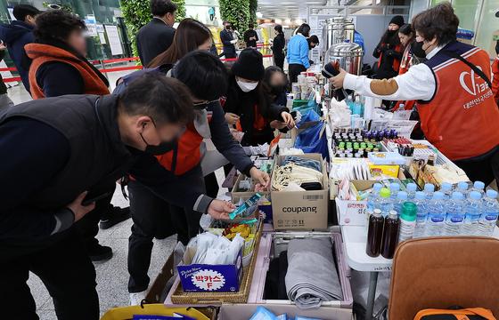 '무안 제주항공 여객기 참사' 희생자 추모 21만여명 발길