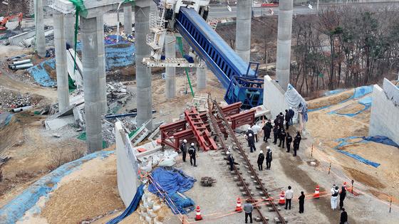 4명 사망 안성 교각 붕괴사고 '백런칭' 과정서 발생