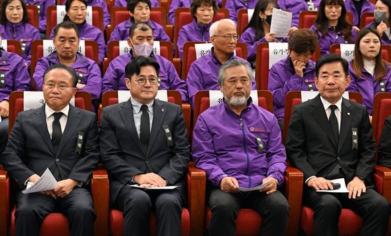 이태원 참사 1주기 국회추모제 참석한 국회의장과 양당 원내대표