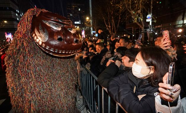 제야의 종 타종행사 거리 퍼레이드