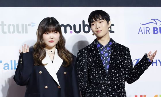 AKMU, 친남매 케미