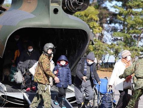 [포토] 지진 피해 입고 日 가나자와로 대피하는 와지마 주민들