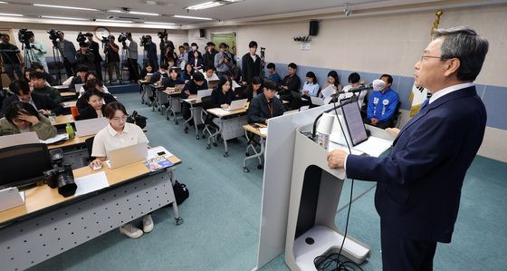 정견 발표하는 정근식 후보