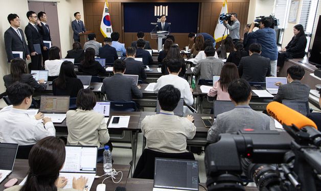 검찰, '도이치 초기 투자자' 尹 장모 최은순도 불기소 처분