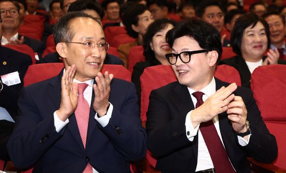 밝은 표정의 한동훈·추경호