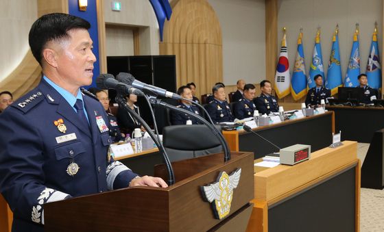 [국감]업무 보고하는 이영수 공군 참모총장