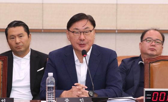 이화영 전 부지사 '청문회 답변'