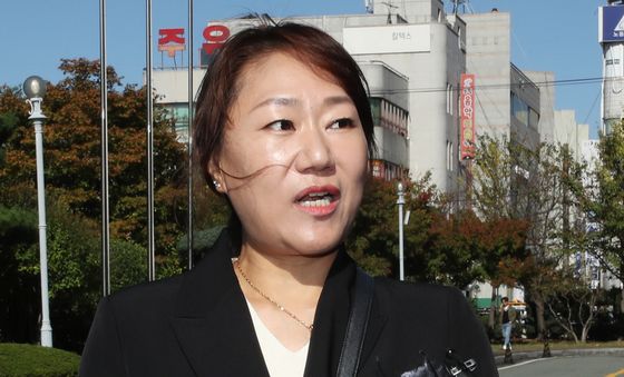 '명태균 폭로' 강혜경 씨, 창원지검 소환조사 출석