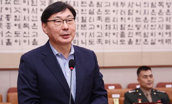 [국감]김성태 관련 질의 답변하는 이화영