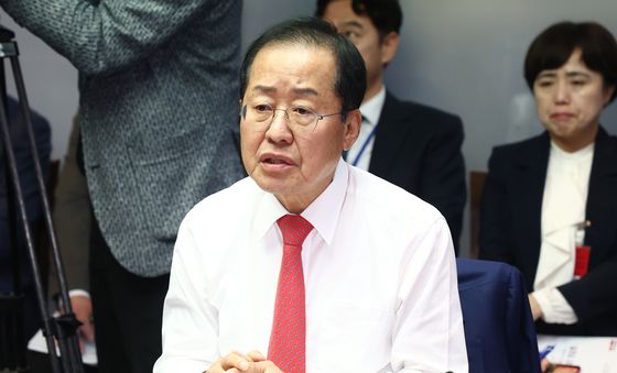 대구시 예산정책협의회 발언하는 홍준표 시장