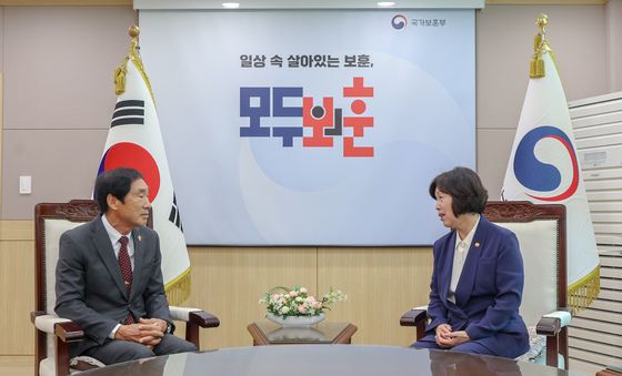 강정애 장관, 호주 퍼스 한국전 참전기념비 추진위원장 접견