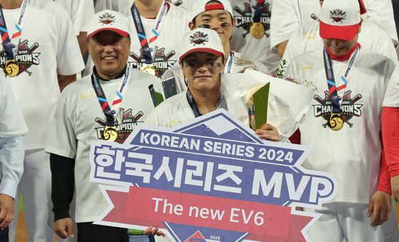 김선빈 '한국시리즈 MVP 수상'