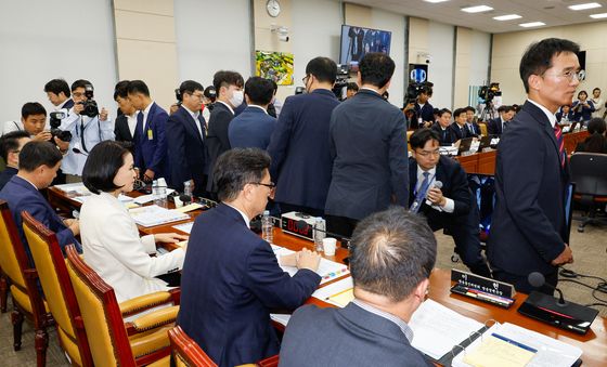 [국감]정동영 '방통위, 역대 최대 규모로 사정기관 파견'