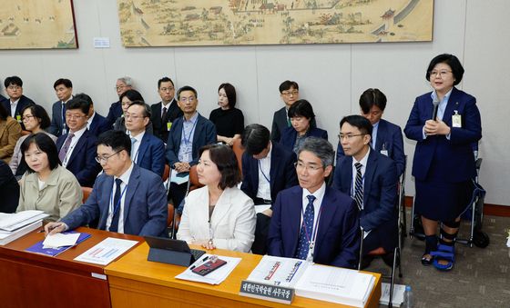 [국감]답변하는 문시연 숙대 총장