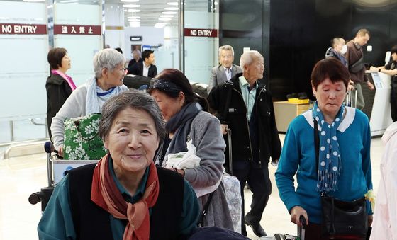 한국 찾은 사할린동포