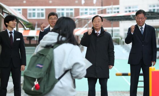 수험생 응원하는 설동호 대전시교육감