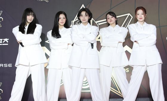 (여자)아이들, 코리아 그랜드 뮤직 어워즈 출격