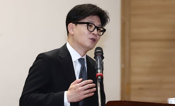 축사하는 한동훈 국민의힘 대표