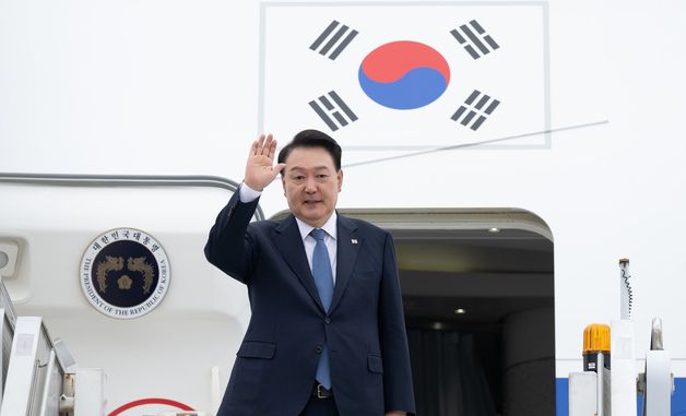 윤석열 대통령, APEC·G20 마치고 귀국길