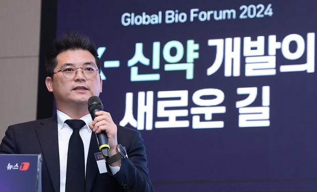 기업 발표하는 탁성길 도프 COO 겸 CFO